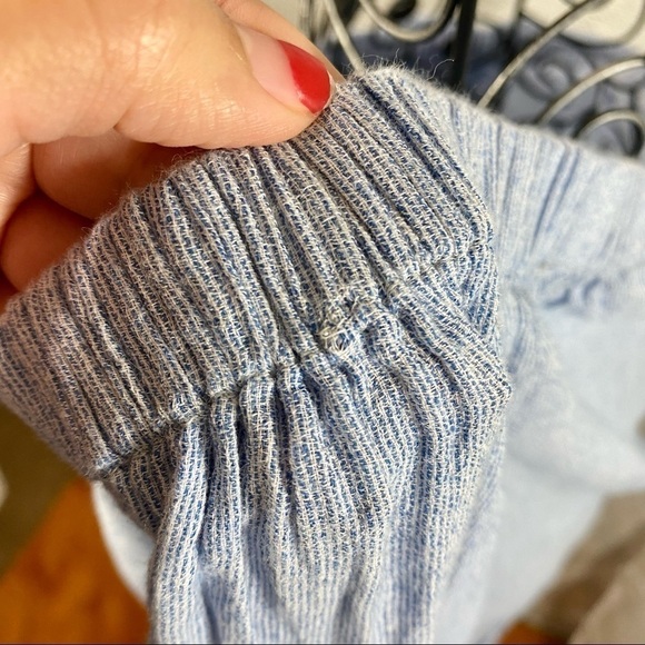 Lucky Brand off shoulder pinstripe embroidered blouse size M - Picture 6 of 6